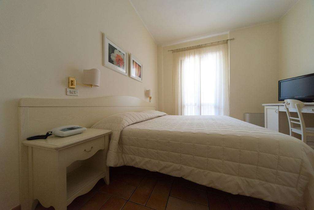 Hotel Giardino Suites And Spa - Нумана Номер фото